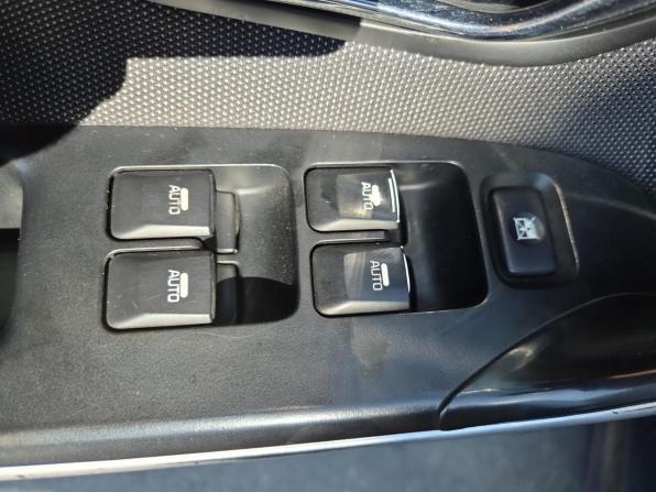 Kia Ceed II с пробегом 2013 года, цена 982 000 рублей, 196821 км, универсал, Автокод Объявления