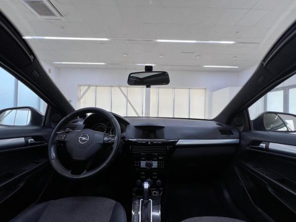 Opel Astra H Рестайлинг с пробегом 2010 года, цена 699 000 рублей, 198640 км, хэтчбек, Автокод Объявления