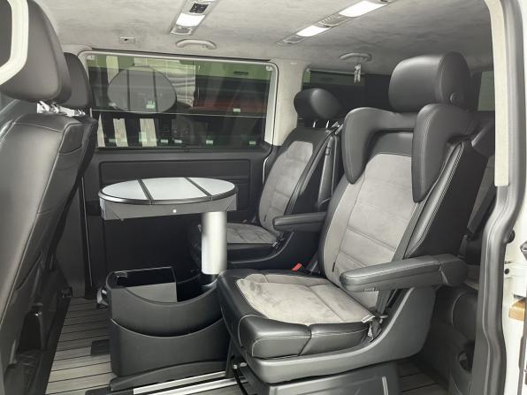 Volkswagen Multivan T6 Рестайлинг с пробегом 2021 года, цена 8 610 000 рублей, 101000 км, минивэн, Автокод Объявления
