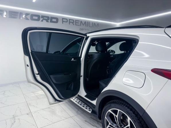 Kia Sportage IV Рестайлинг с пробегом 2018 года, цена 2 300 000 рублей, 121576 км, внедорожник, Автокод Объявления