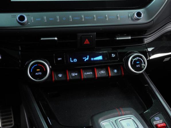 Hyundai Lafesta I Рестайлинг с пробегом 2025 года, цена 2 940 000 рублей, 24038 км, седан, Автокод Объявления