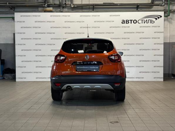 Renault Kaptur I с пробегом 2016 года, цена 1 299 000 рублей, 108342 км, внедорожник, Автокод Объявления