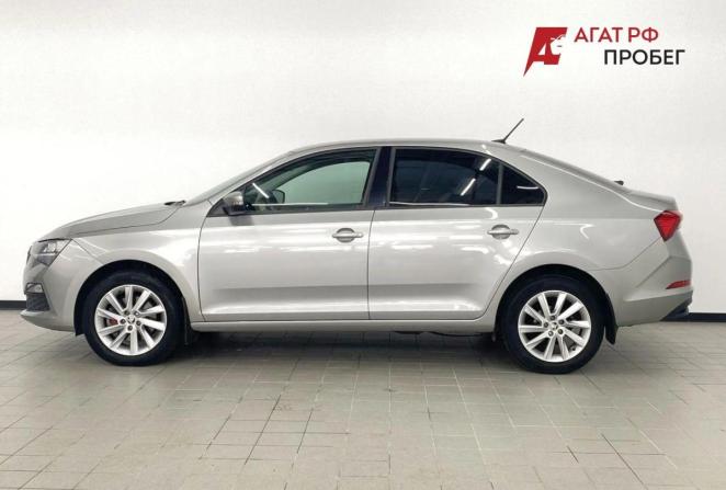 Skoda Rapid II с пробегом 2021 года, цена 1 499 000 рублей, 78104 км, лифтбек, Автокод Объявления