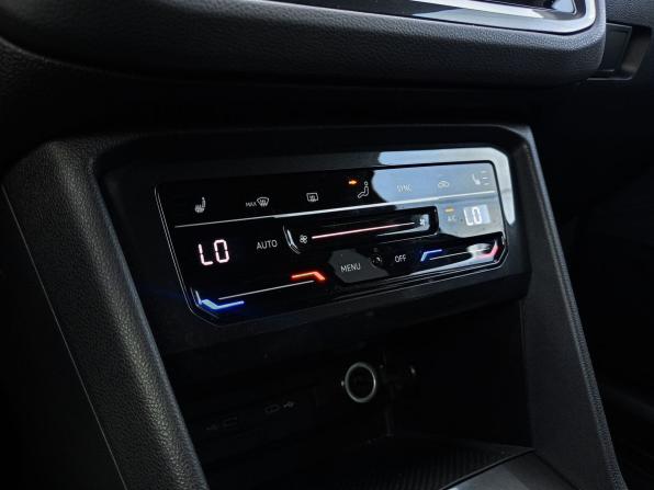 Volkswagen Tiguan II Рестайлинг с пробегом 2021 года, цена 2 444 500 рублей, 83691 км, внедорожник, Автокод Объявления