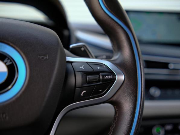 BMW i8 I с пробегом 2016 года, цена 6 500 000 рублей, 39405 км, купе, Автокод Объявления