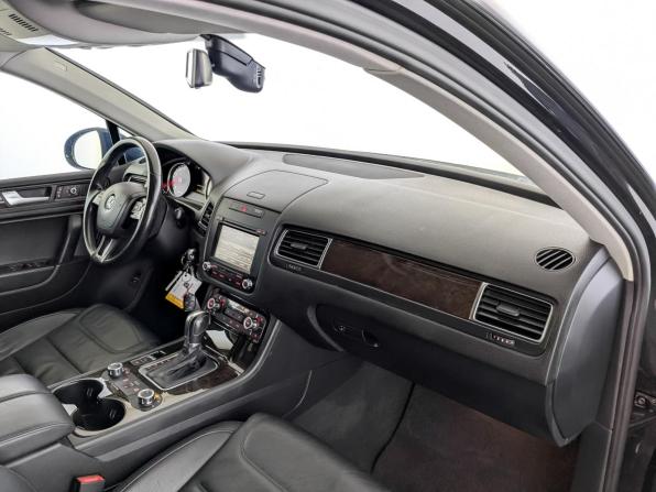 Volkswagen Touareg II с пробегом 2012 года, цена 2 115 000 рублей, 121950 км, внедорожник, Автокод Объявления