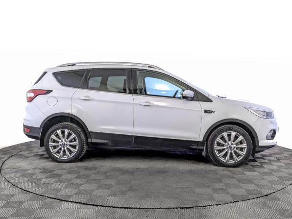 Ford Kuga II Рестайлинг с пробегом 2019 года, цена 1 870 000 рублей, 106318 км, внедорожник, Автокод Объявления