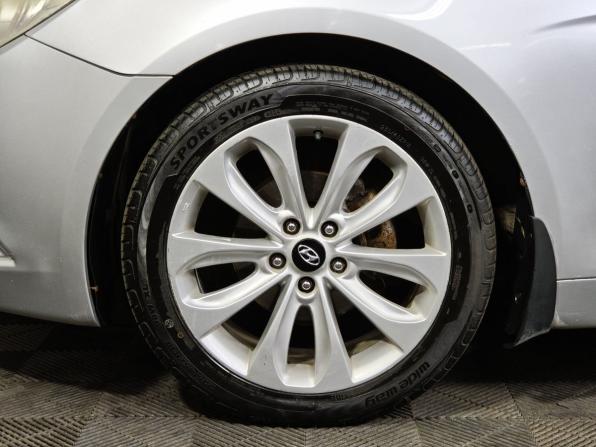 Hyundai Sonata VI (YF) с пробегом 2011 года, цена 925 000 рублей, 191115 км, седан, Автокод Объявления