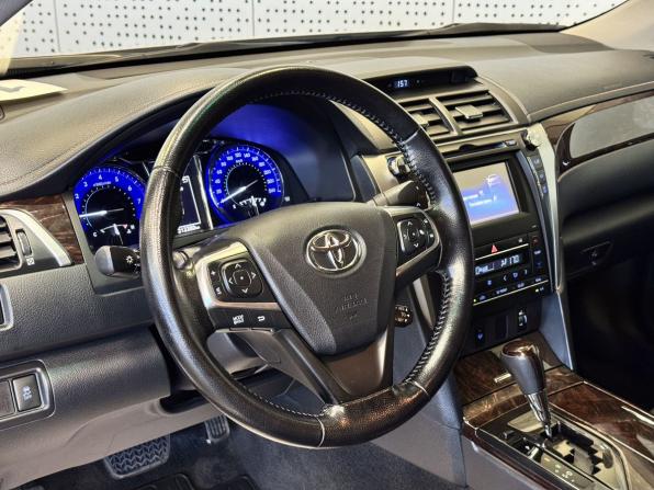 Toyota Camry VII (XV50) Рестайлинг с пробегом 2015 года, цена 1 230 000 рублей, 212280 км, седан, Автокод Объявления