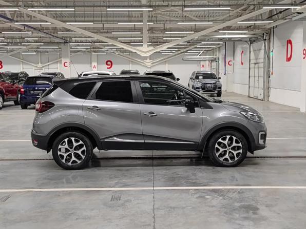 Renault Kaptur I с пробегом 2018 года, цена 1 150 000 рублей, 202100 км, внедорожник, Автокод Объявления