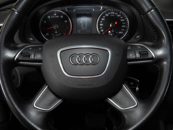 Audi Q3 I (8U) Рестайлинг с пробегом 2015 года, цена 2 348 000 рублей, 63094 км, внедорожник, Автокод Объявления