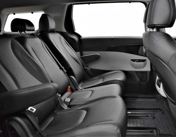 Kia Carnival IV с пробегом 2022 года, цена 4 150 000 рублей, 92436 км, минивэн, Автокод Объявления