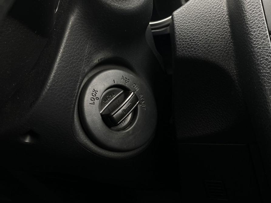 Nissan Tiida I Рестайлинг Москва  - изображение 16