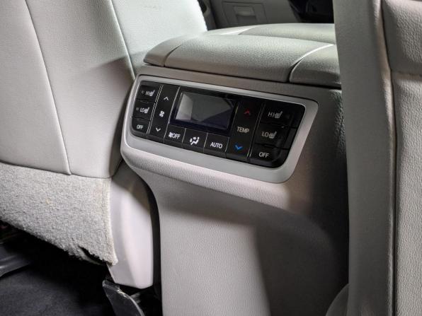 Toyota Highlander III (XU50) Рестайлинг с пробегом 2017 года, цена 3 640 000 рублей, 153000 км, внедорожник, Автокод Объявления