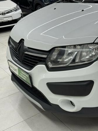 Renault Sandero II с пробегом 2017 года, цена 949 000 рублей, 190817 км, хэтчбек, Автокод Объявления