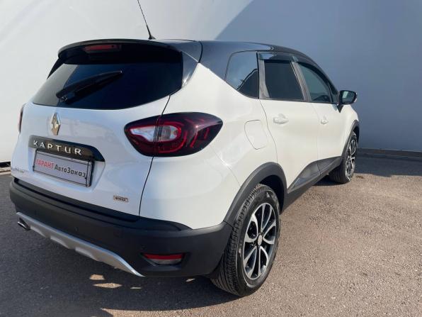 Renault Kaptur I с пробегом 2016 года, цена 1 418 000 рублей, 174731 км, внедорожник, Автокод Объявления