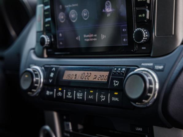 Toyota Land Cruiser Prado 150 Series с пробегом 2012 года, цена 2 198 000 рублей, 385563 км, внедорожник, Автокод Объявления