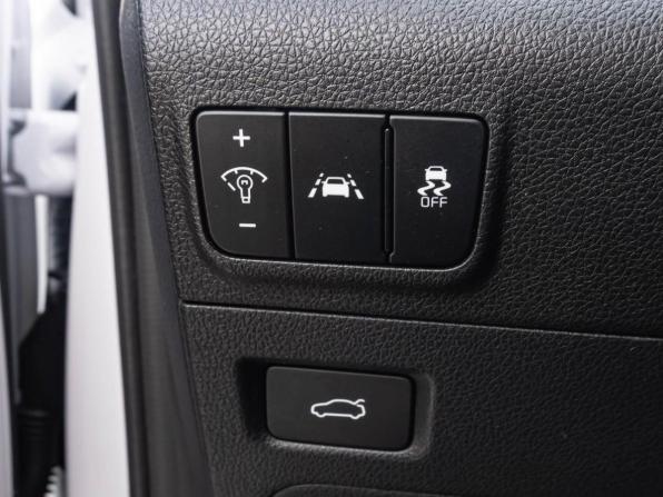 Kia K5 III с пробегом 2021 года, цена 2 660 000 рублей, 62208 км, седан, Автокод Объявления