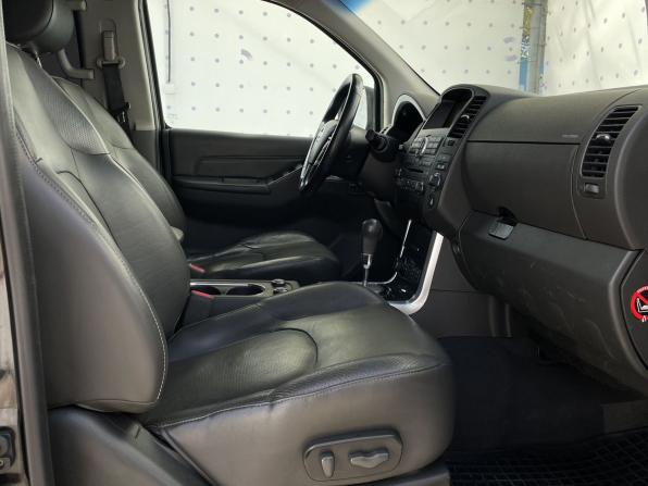 Nissan Pathfinder III Рестайлинг с пробегом 2011 года, цена 1 750 000 рублей, 132712 км, внедорожник, Автокод Объявления
