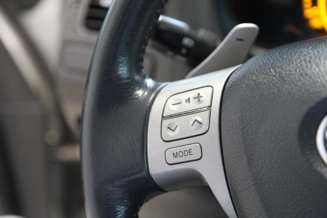 Toyota Auris I с пробегом 2007 года, цена 649 000 рублей, 199000 км, хэтчбек, Автокод Объявления