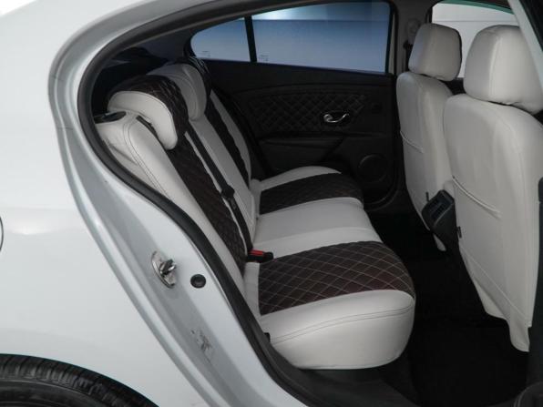 Renault Fluence I Рестайлинг с пробегом 2013 года, цена 999 999 рублей, 111987 км, седан, Автокод Объявления