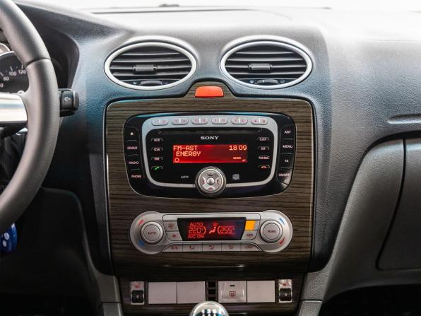 Ford Focus II Рестайлинг с пробегом 2008 года, цена 668 000 рублей, 154170 км, седан, Автокод Объявления