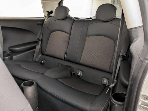 Mini Hatch III (F55/F56) Рестайлинг с пробегом 2020 года, цена 2 050 000 рублей, 94500 км, хэтчбек, Автокод Объявления
