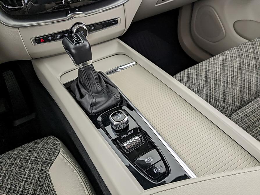 Volvo XC60 II Москва  - изображение 26