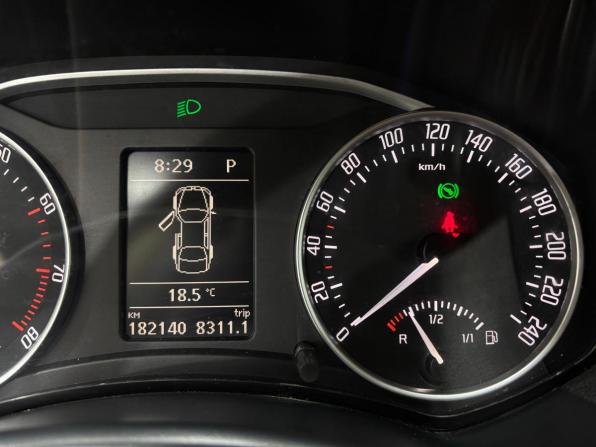 Skoda Octavia II (A5) Рестайлинг с пробегом 2012 года, цена 890 000 рублей, 182142 км, лифтбек, Автокод Объявления