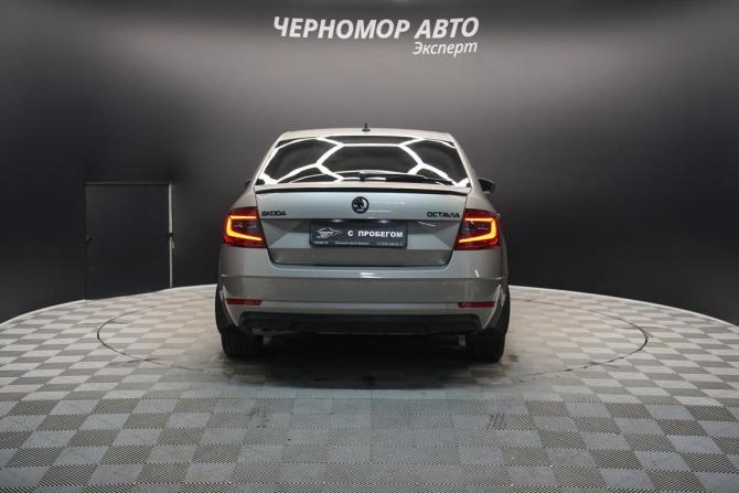 Skoda Octavia III (A7) Рестайлинг с пробегом 2019 года, цена 2 250 000 рублей, 196609 км, лифтбек, Автокод Объявления