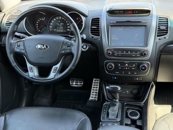 Kia Sorento II Рестайлинг с пробегом 2016 года, цена 2 300 000 рублей, 152000 км, внедорожник, Автокод Объявления