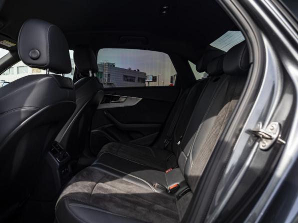 Audi A4 V (B9) Рестайлинг с пробегом 2020 года, цена 3 275 000 рублей, 75389 км, седан, Автокод Объявления