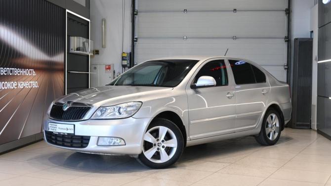 Skoda Octavia II (A5) Рестайлинг с пробегом 2012 года, цена 695 000 рублей, 291871 км, лифтбек, Автокод Объявления
