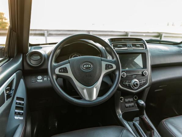 Lifan X60 I Рестайлинг 2 с пробегом 2017 года, цена 808 000 рублей, 78777 км, внедорожник, Автокод Объявления