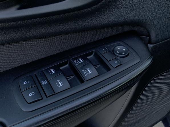 Jeep Cherokee V (KL) с пробегом 2014 года, цена 1 429 000 рублей, 169240 км, внедорожник, Автокод Объявления