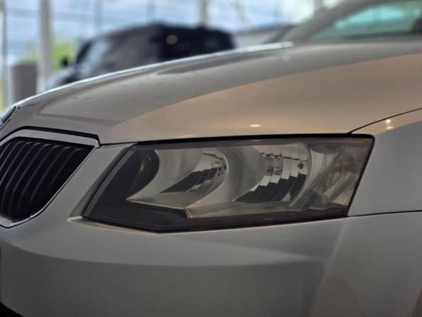 Skoda Octavia III (A7) с пробегом 2015 года, цена 1 133 000 рублей, 233288 км, лифтбек, Автокод Объявления
