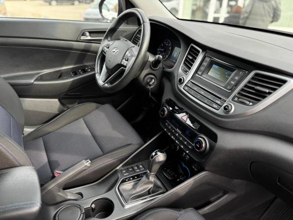 Hyundai Tucson III с пробегом 2016 года, цена 2 120 000 рублей, 108451 км, внедорожник, Автокод Объявления