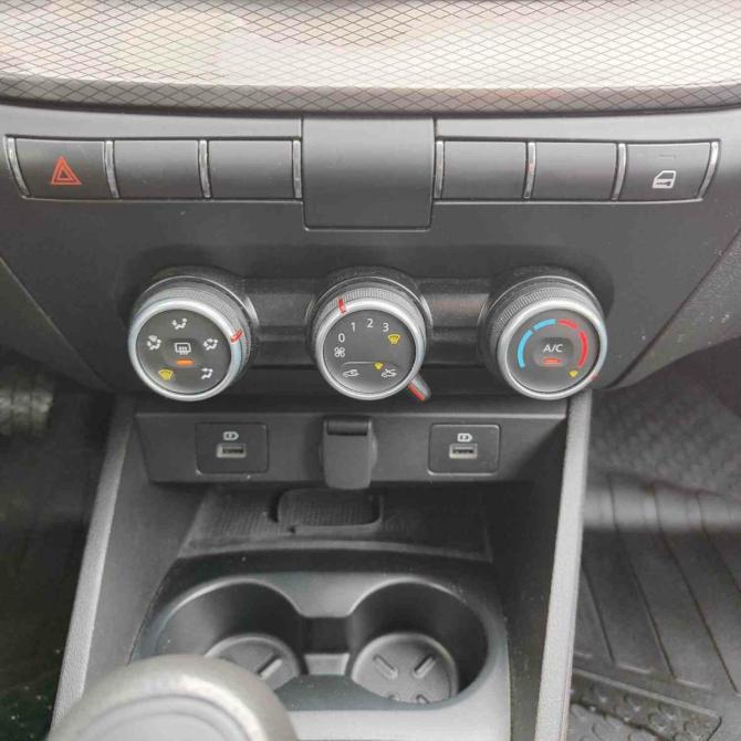 Lada (ВАЗ) Vesta I Рестайлинг (NG) Санкт-Петербург  - изображение 16