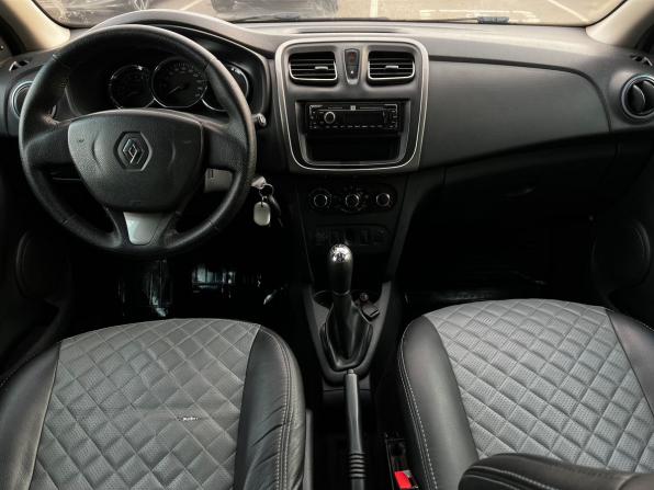 Renault Logan II с пробегом 2016 года, цена 460 999 рублей, 311202 км, седан, Автокод Объявления