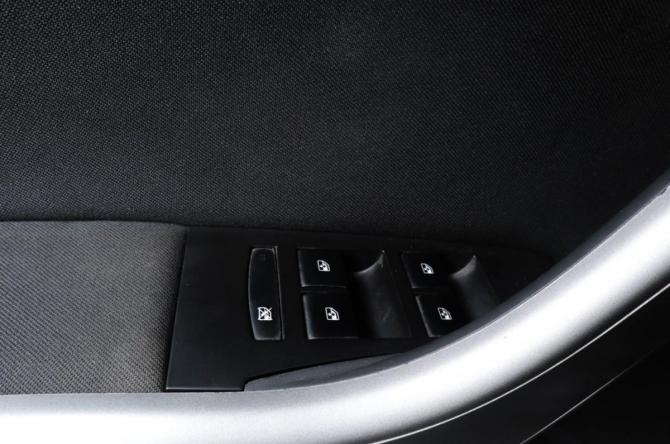 Opel Astra J с пробегом 2011 года, цена 719 000 рублей, 113875 км, хэтчбек, Автокод Объявления