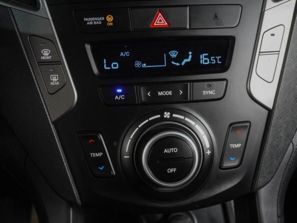 Hyundai Santa Fe III Рестайлинг с пробегом 2017 года, цена 2 649 000 рублей, 100543 км, внедорожник, Автокод Объявления
