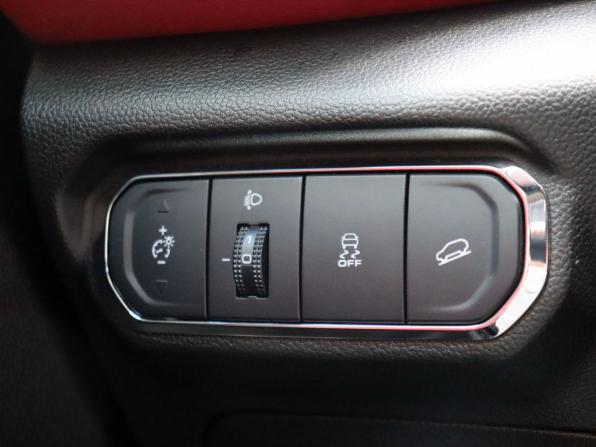 Haval Jolion I Рестайлинг с пробегом 2024 года, цена 2 155 000 рублей, 30545 км, внедорожник, Автокод Объявления