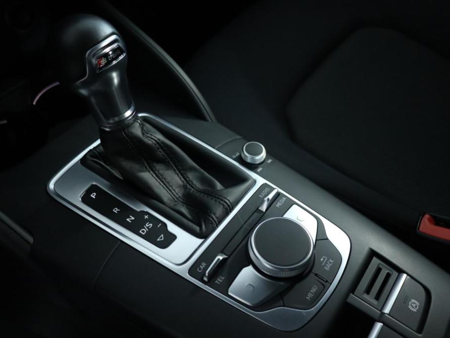 Audi A3 III (8V) Рестайлинг Санкт-Петербург  - изображение 16
