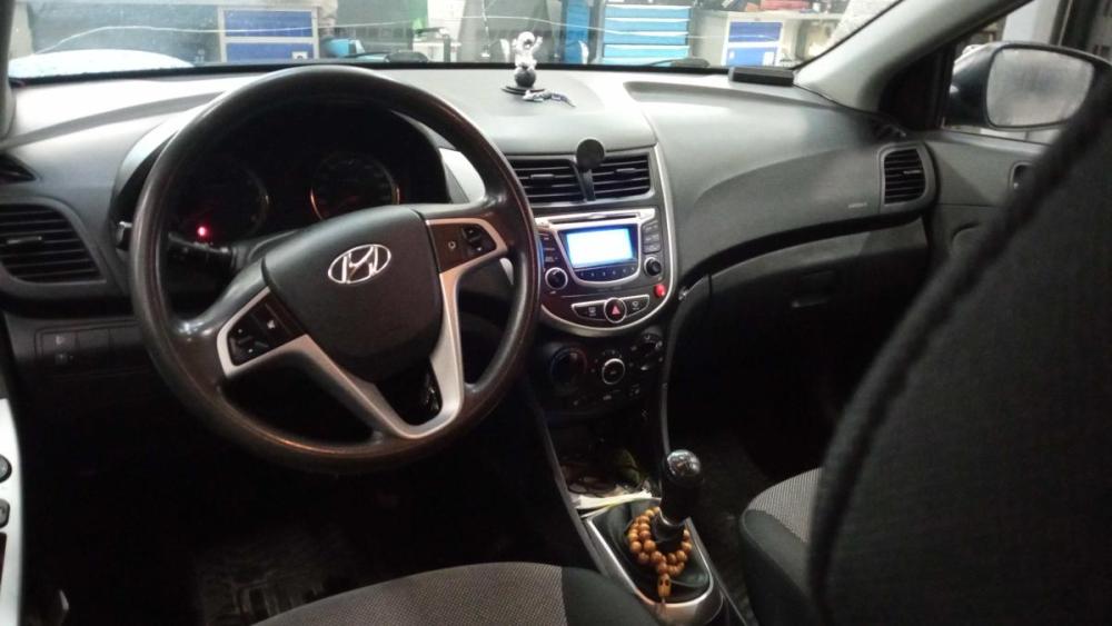 Hyundai Solaris I Санкт-Петербург  - изображение 5