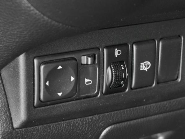 Nissan Note I Рестайлинг с пробегом 2011 года, цена 800 000 рублей, 204236 км, хэтчбек, Автокод Объявления