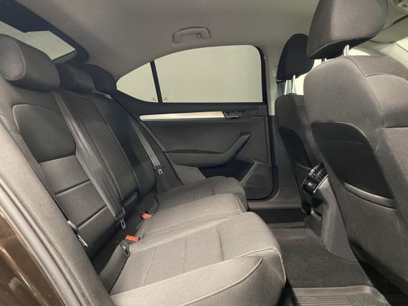 Skoda Superb III с пробегом 2019 года, цена 1 770 000 рублей, 112761 км, лифтбек, Автокод Объявления
