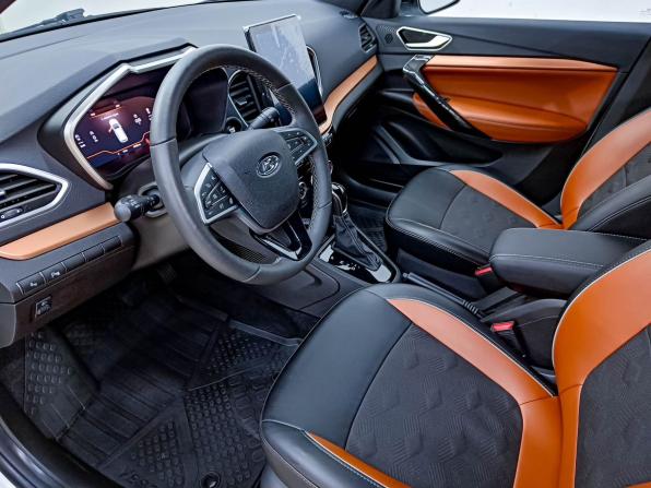 Lada (ВАЗ) Vesta I Рестайлинг (NG) с пробегом 2025 года, цена 1 650 000 рублей, 17725 км, универсал, Автокод Объявления