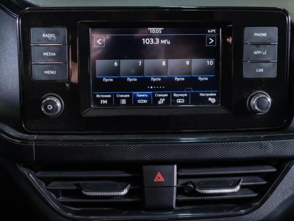 Volkswagen Polo VI с пробегом 2022 года, цена 1 670 000 рублей, 43356 км, лифтбек, Автокод Объявления