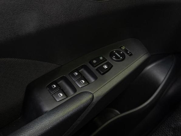 Hyundai Solaris II Рестайлинг с пробегом 2021 года, цена 1 815 000 рублей, 46534 км, седан, Автокод Объявления
