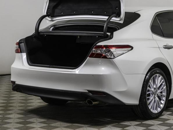 Toyota Camry VIII (XV70) с пробегом 2020 года, цена 2 749 000 рублей, 103780 км, седан, Автокод Объявления